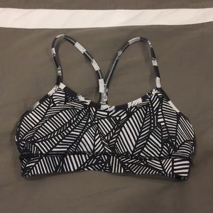 Lululemon Power Y Bra